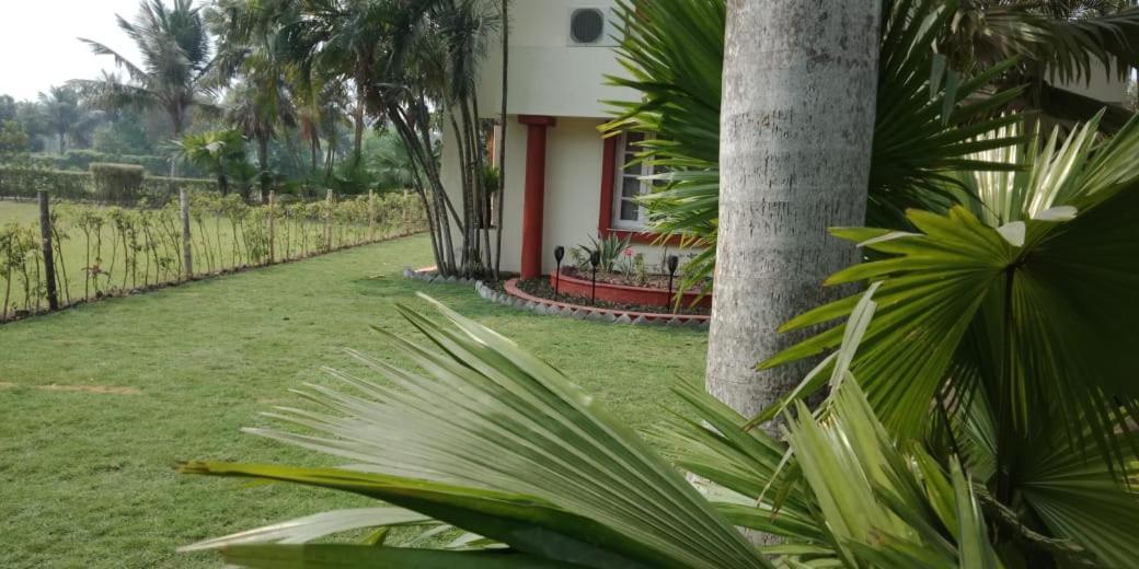 Advani Homestay Hāora Exteriör bild